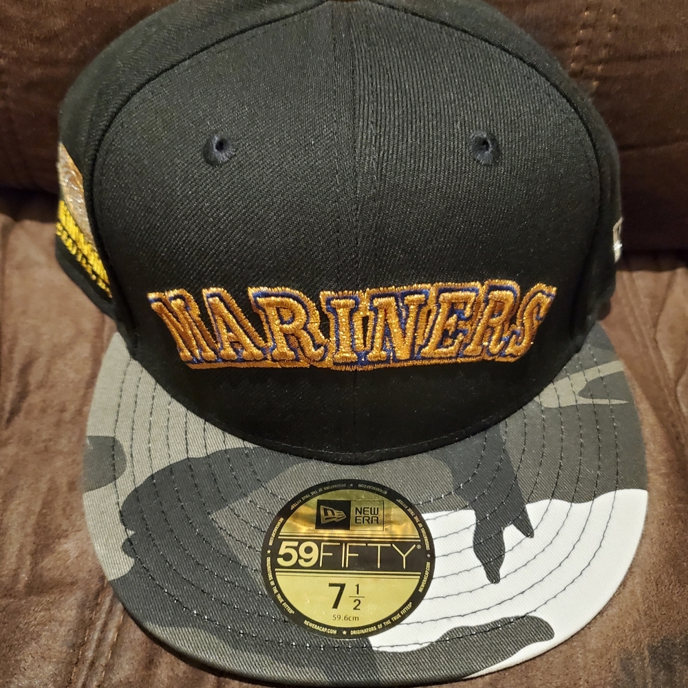 SEATTLE MARINERS NEW ERA 59FIFTY HAT 7 1/2 BLACK METALLIC CAMO COLLECTION W GREY